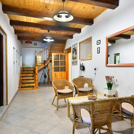 Apartament Zielen I Przestrzen Kazimierz Dolny Exterior photo
